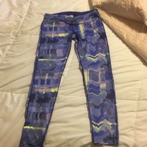 Girls 14 under armor leggings